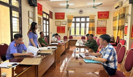 Viện KSND huyện Hoài Đức tiến hành kiểm sát trực tiếp công tác thi hành...